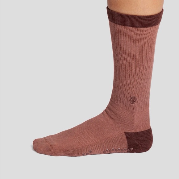 NWT TAVI Kai Grip Socks w/ skull. - Picture 4 of 5